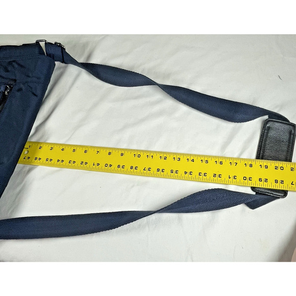 Banana Republic Messenger Bag Navy Blue Durable Nylon Adjustable Strap Laptop - Picture 11 of 11